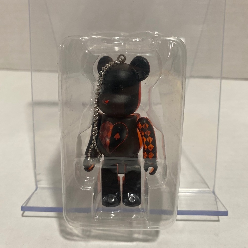 Medicom Toy Beabrick Disney Twisted Wonderland Deuce Spade Heartslabyul Keychain